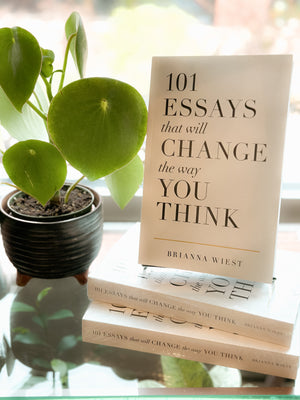 101 Essays That Will Change the Way You Think