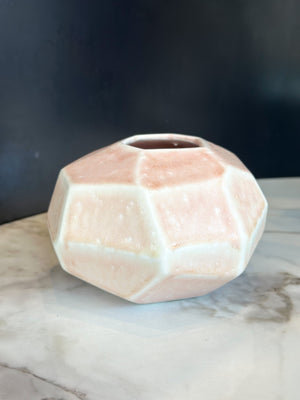 
                
                    Load image into Gallery viewer, Pebble Vase - Blush
                
            