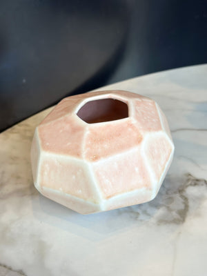 
                
                    Load image into Gallery viewer, Pebble Vase - Blush
                
            