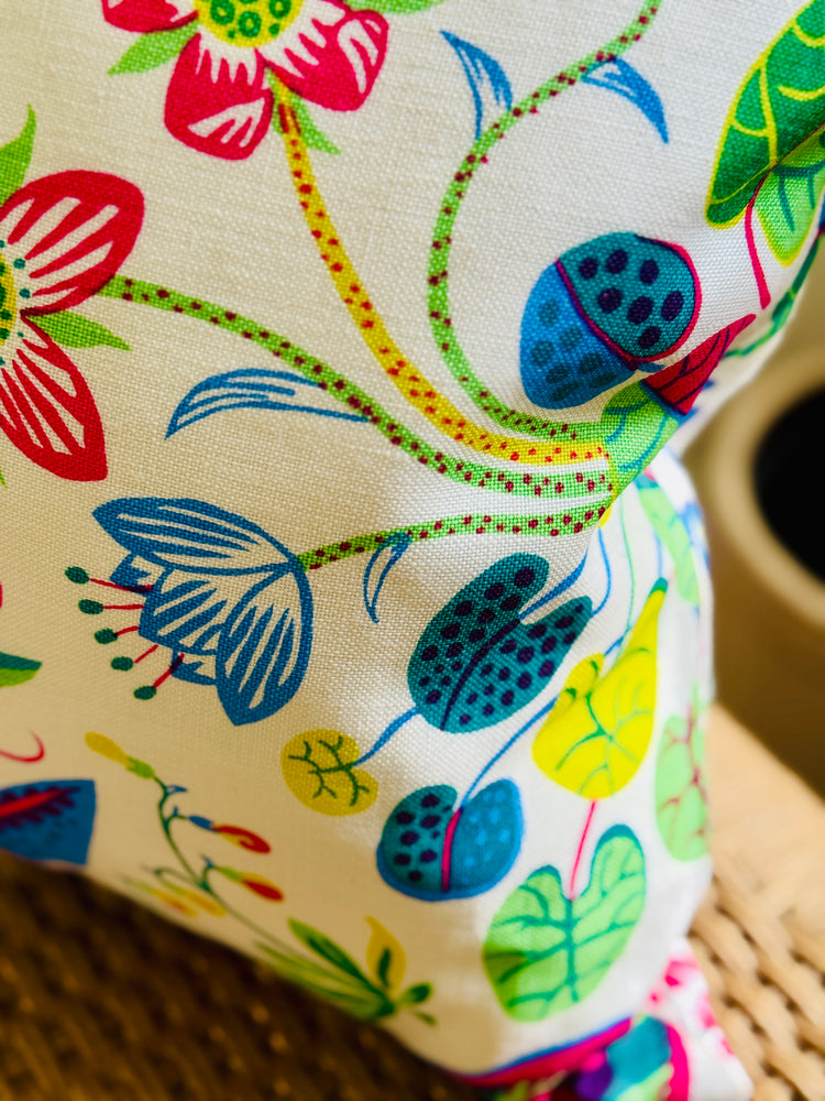Svenskt Tenn Botanical Pillow
