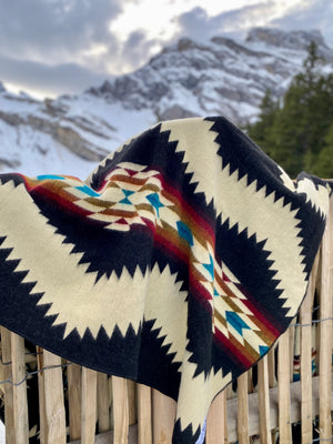 Tsachila Blanket in Accented Black