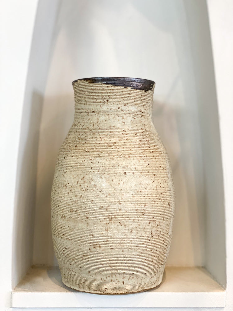 
                
                    Load image into Gallery viewer, Celeste Vase
                
            