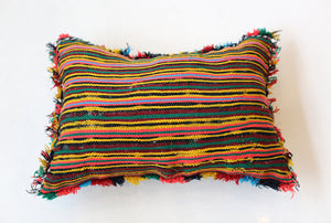 
                
                    Load image into Gallery viewer, Vintage Moroccan Pillow No. 5087
                
            
